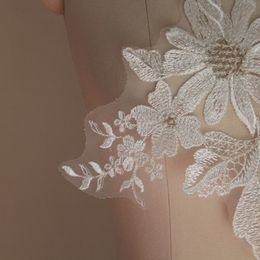 1pair/2pcs Ivory 3D Lace Flower Applique Handmade diy Material Wedding Tiara Clothing Applique Flower 22X30cm