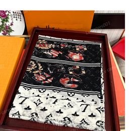 Brand designer cashmere scarf spring and summer luxury V new beach air-conditioned house shawl wool jacquard tassel scarf girls gift daily wear high quality 100*200CM