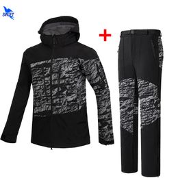 Winter 2 Pcs Men Warm Fleece Softshell Hiking Suit Hunting Fishing Outdoor Clothing Waterproof Windproof Hooded Jacket+Pants Set