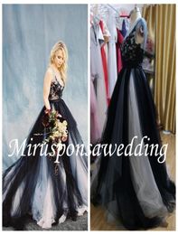 Colher romântica Aline Black Wedding Dress Sweep Train ombre Gótico Vestidos de noiva Gótico Apliques de renda Pérolas de pérolas Plus Tamanho Bridal 8690112