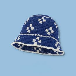 100% Hand Woven Cotton Yarn Crochet Bucket Hats Spring Summer Soft Sun Hat Women Flower Beach Bob240410