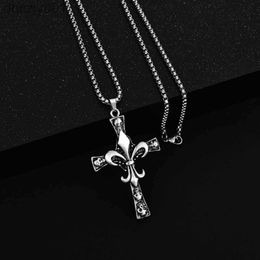 Ch Designer Cross Pendant Necklace Chromes Skull Mens Versatile Accessories Street Personality Alloy Jewellery Heart Sweater Chain Lover Gift Sanskrit N O72J E1HR