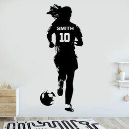 Personalized Football Player Girl Soccer Wall Sticker Vinyl Home Decor Room Sport Decals Custom Team Name and Number Mural G006