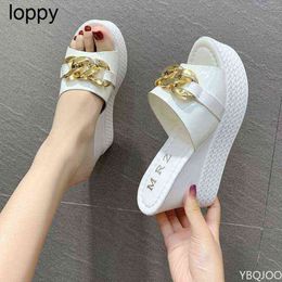 New 24ss Chain High Heels Slippers Women Wedding Shoes Summer 2022 White Black Platform Wedges Slides Ladies Beac womens high heels