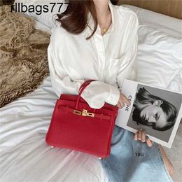 Leather Bk Designer Bags Race Choice Women's Bag 2024 Autumn Winter Fashion Red Platinum Bride's Bag Wedding