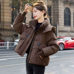 Down Jacket for Women in Winter 2023, New European Fashion, Slim and Stylish, Good-looking, Maillard Short Cut, Small Stature