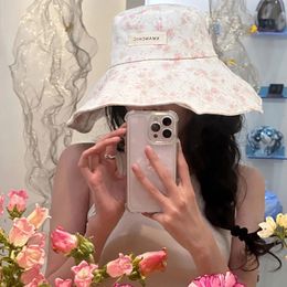 Sweet Pink Small Floral Bucket Hat Summer Lotus Leaf Edge Big Brim Sun Protection Versatile Show Face Casual Womens Caps240410