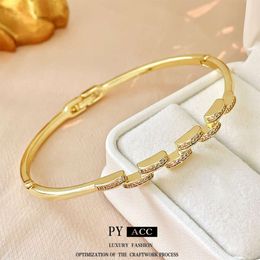 Real Gold Electroplated Zircon Buckle Bracelet with Light Interlaced Splicing, High Grade Feel Bracelet, Internet Red Personalized Handicraft