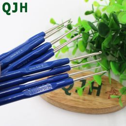 QJH Brand Crochet Crochet Women House Thread Knitting Needles Weave Yarn Knitting Crochet Hooks DIY Tools DIY For Mom Gift