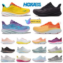 Men Running Shoes hokah Clifton 9 Bondi 8 Speedgoat 5 Women Designer hokka Mafate Speed 4 Outdoor Sneakers hok Shifting Sand Carbon X3 Trainers Casual Shoes