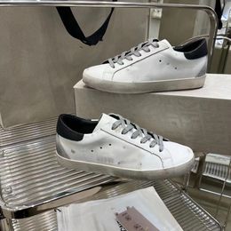 Sandálias de designer tênis de tênis da universidade sapatos casuais tamanho 35-41 estilo de luxo de primavera
