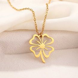 Pendant Necklaces Stainless Steel Necklaces Lucky Clovers Pendant Choker Chain Fashion Popular Sweater Chain Exquisite Necklace For Women Jewelry 240410