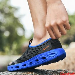 Unisex Lightweight Quick Dry Water Sandals Women Mesh Breathable Casual Sneakers Men Summer Non-slip Sports Walking Hiking Shoes