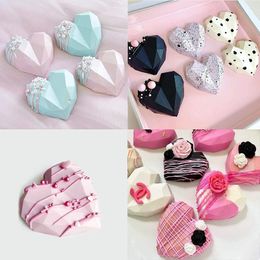 3D Cake Mould Heart Shaped Silicone Dessert Mould With Small Hammer Chocalate Mousses Cake Moulds for Birthday Valentine's Day