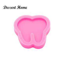 DY0361 Shiny 1.7inch Tooth Badge Reel Mould Resin Craft, Silicone Mould for Epoxy Resin, DIY Resin jewellery making