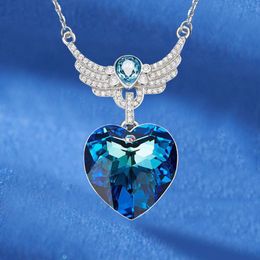 Fashionable Wings Blue Crystal Pendant Necklace for Women