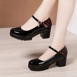 Boots Small Size 3243 Medium Block Heels Platform Pumps Spring 2023 Shallow Mouth Elegant Office Shoes Black Bury