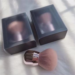 Factory wholesale 1 pcs gradient BB cream Concealer Liquid Foundation Cream foundation Sunscreen makeup brush mushroom Blushers with box