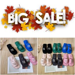 Designer slides Luxury Sandals Women Slip On Black pink green white grey Pool suede rhinestone VELCRO GAI fashion week party 35-42