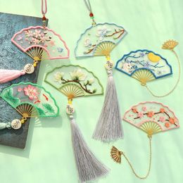 DIY Hand Embroidery Bookmark Key Chain Material Package Embroidery Starter Kit Threads Handmade Pendant Sewing Tool for Home Car