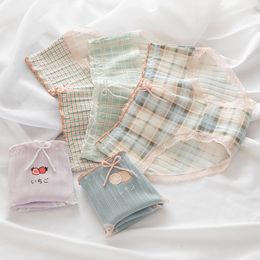 Women's Panties Cotton100% Strawberry Lattice Cute Underwear Small Fresh Color Lace Edge Confortable Student Women's Briefs