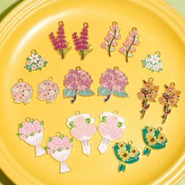 Pendant Necklaces 10pcs/Lot Festival Flower Carnation Oil Enamel DIY Charms For Bag Earring Necklace Jewellery Making Handmade