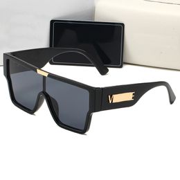 Large Square Sunglasses for Men Womens Designer Sunglasses Goggle Eyeglasses Fashion Sunscreen Glasses Correct Letter with Box
