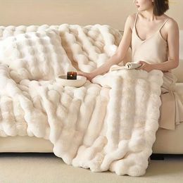 Versatile Plaid Fleece Blanket - Reversible, Rustic All-season Comfort for Home & Travel, Perfect Gift