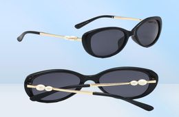 Sunglasses Family Finds 2021 Women Polarised Cat Eye Oversized Eyeglasss UV400 Fashion Pearl C And Letters3331090