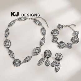 Kenjie Exaggerated Necklace Set Womens Alloy High Grade Elegant Style Earrings Old Pattern Series Jewelry