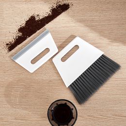 Multifunctional Coffee Grinder Brush Set 1Pcs Desktop Brush Coffee Grinder Machine Cleaning Brush For Barista Home Accessory