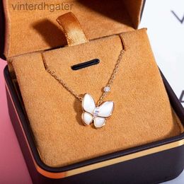 High End Vancelfe Brand Designer Necklace High Edition Butterfly Necklace Womens White Fritillaria S925 Pure Silver Rose Trendy Designer Brand Jewellery