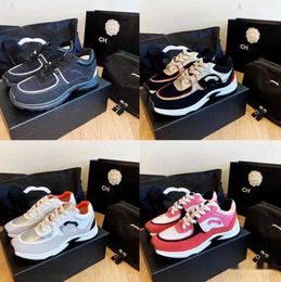 Designer Womens Channel Shoes Casual Outdoor Running Reflective Sneakers Vintage Suede Leather and Men Trainers Fashion tide