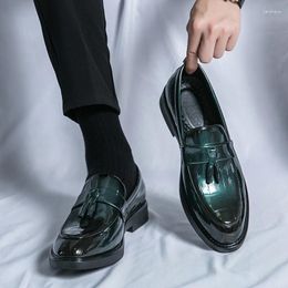 Casual Shoes 2024 Fashion Luxury Tassels Man Business Comfortable Loafers Men British Style Versatile Leather Slip-on