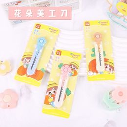 24 pcs/lot Creative Flower Utility Knife Cute Paper Cutter Cutting Paper Razor Blade Office School Supplies