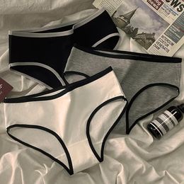 X1d5 Bustiers Corsets Womens Panties Simple Girl Underwear Mid Waist Japanese Black White Cotton Briefs Sports Cool Style Traceless Seamless Lingerie