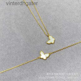 High End Vancelfe Brand Designer Necklace v Gold High Edition Butterfly Necklace Female Four Leaf Grass White Fritillaria Trendy Designer Brand Jewelry