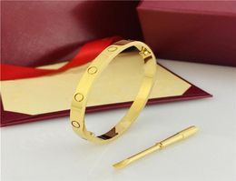 Love Screw Bracelet Cuff Bangle Ladies Screwdriver Diamond Luxury Designer Mens Bracelets 18K Gold Silver Plated High Qualit2076555