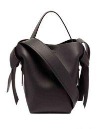 Swedish Niche 2022 Designer Bags Fashion Bow Single Shoulder Messenger Handbag Jin Yiya Star With the Luxury Brand3996235