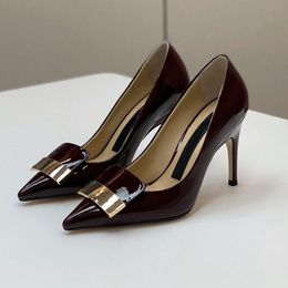 Autumn New Fashion Lacquer Leather Metal Square Buckle High Heels for Women with Pointed Toe and Shallow Mouth, Slim Heel Shoes