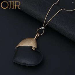 Pendant Necklaces Fashion Heart Long Chains Colar Necklace Vintage Jewellery For Women 2024 Neck Christmas Gift Suspension Trending Products