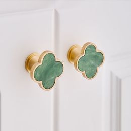 Four Leaf Clover Brass Door Knobs and Handles for Kitchen Cabinet Cupboard European Furniture Handles Drawer Pulls Green