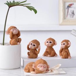 Decorative Figurines Cute Resin Sitting Monkey Statue No Look Talk Listen Animal Sculpture Home Garden Office Desk Ornament Funny Gift Toy