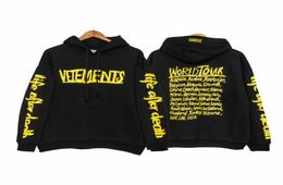 2021ss VETEMENTS World Tour Hoodies Men Women 11 Quality Graffiti Letter Print Vetements Oversized Sweatshirts VTM Hooded9172968