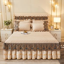 European Thicken Bedspread King Size 3 Pieces Set Luxury Lace Velvet Queen Double Bed Cover Soft Ruffle Bedskirt Dropshipping