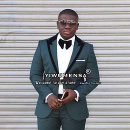 Elegant Man Suit Slim Fit Green Blazer Smart Casual Groomsman Wedding Tuxedos Tailored Made Men 2 Pieces Black Lapel Jacket Pant