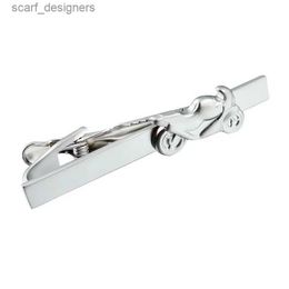 Tie Clips Cool Tie Clip with Motor Shape Fashion 2.2 inch Neck Tie Pin Costumes Birthday Gift For Boyfriend Y240411