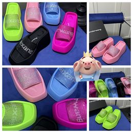 2024 Designer Sandals Slippers Luxury Womens Velvet material rhinestone Velcro tape party Soft Rooms GAI Size 35-42 6cm-10cm beach shoes soled black shoemaker