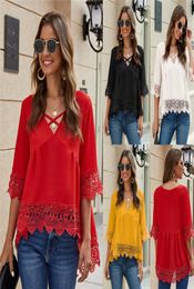 Frauen halbe Ärmel -Chiffon -Shirts 2020 Sommer Neue Mode Womens Casos losen geschnittene Hohlauslöschte massive Tops Bluse Sexy Vneck Spitze BL4846811