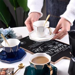 Cups Saucers European Ceramic Coffee Cup With Saucer And Spoon Set Household Afternoon Teacup Porcelain Phnom Penh Simple Office Milk Mug